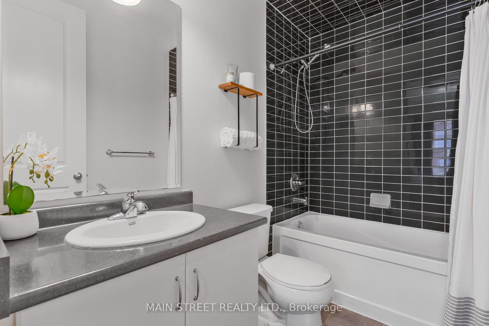 71 Vivian Creek Road • East Gwillimbury, ON photo 20