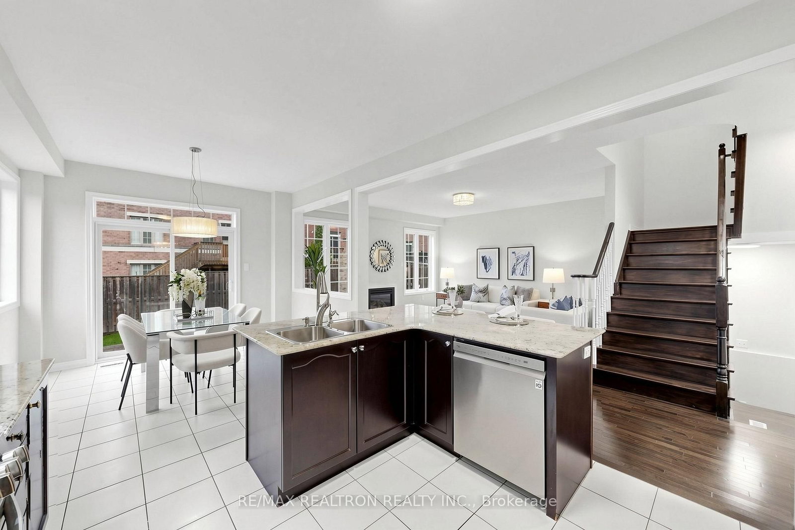 62 Bracknell Avenue • Markham, ON photo 5