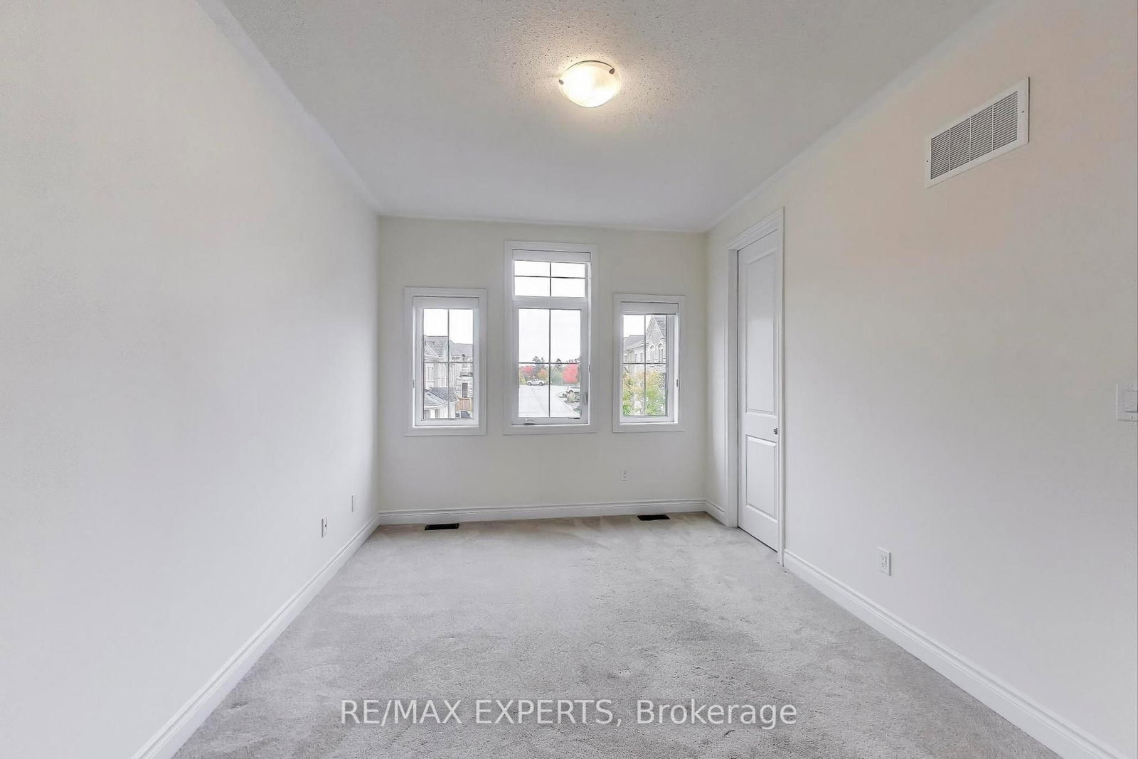 216 Butternut Ridge Trail • Aurora, ON photo 29