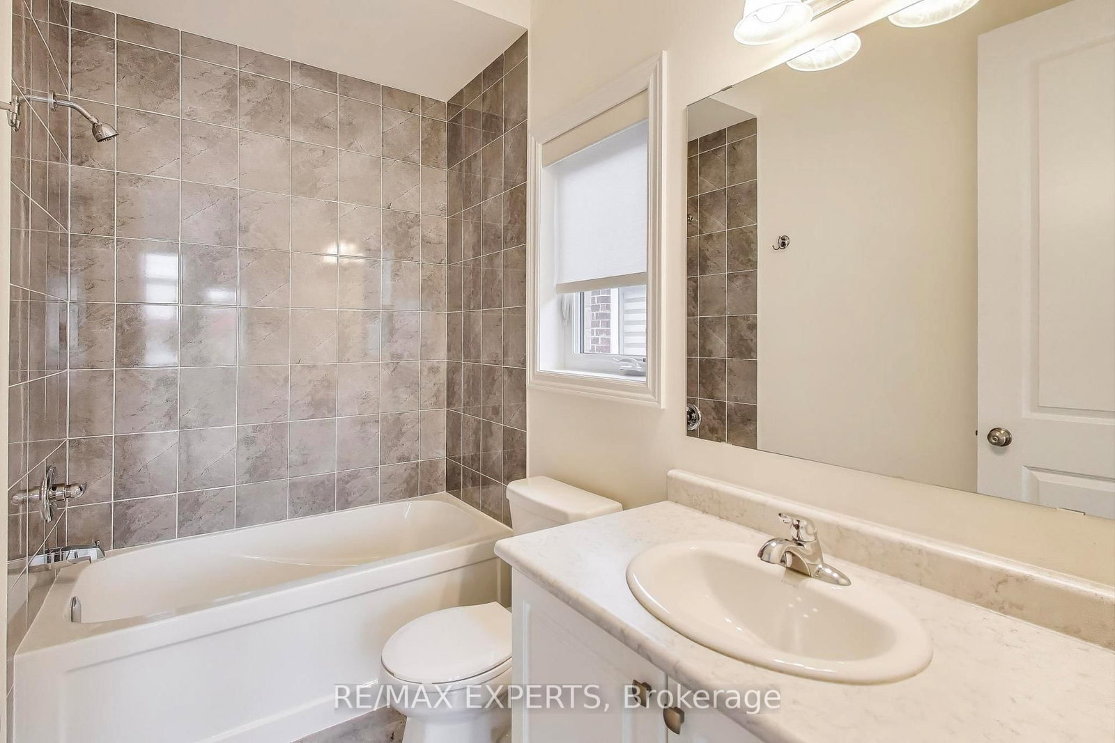 216 Butternut Ridge Trail • Aurora, ON photo 31