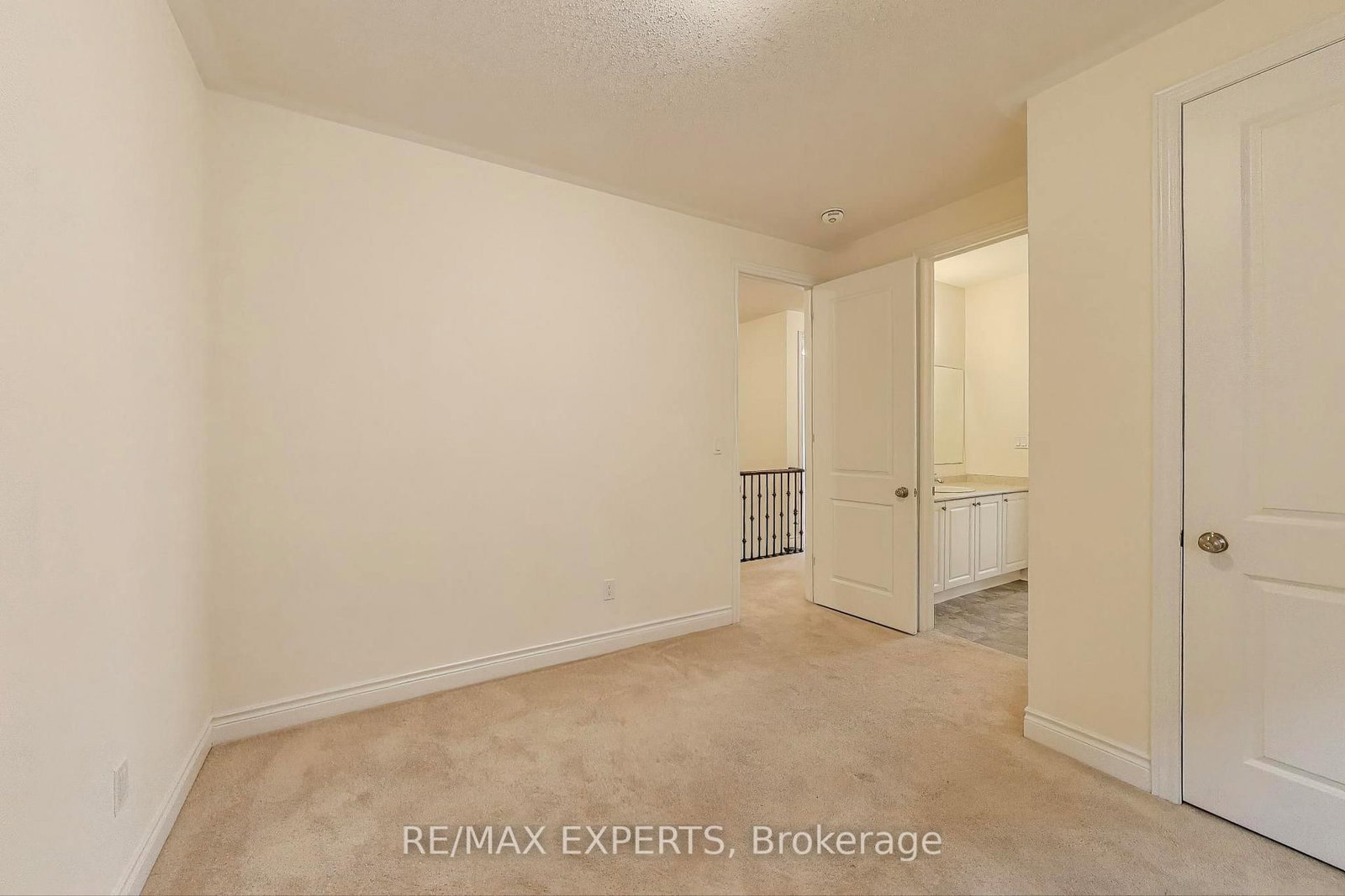 216 Butternut Ridge Trail • Aurora, ON photo 41