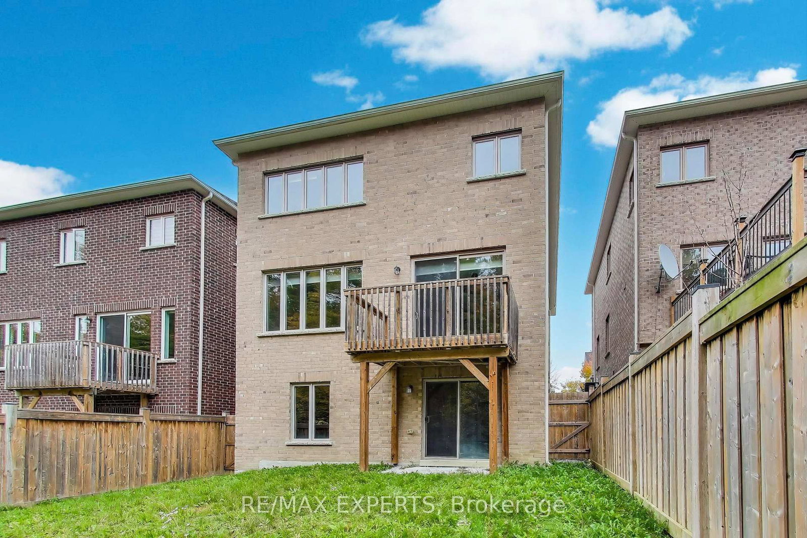 216 Butternut Ridge Trail • Aurora, ON photo 43