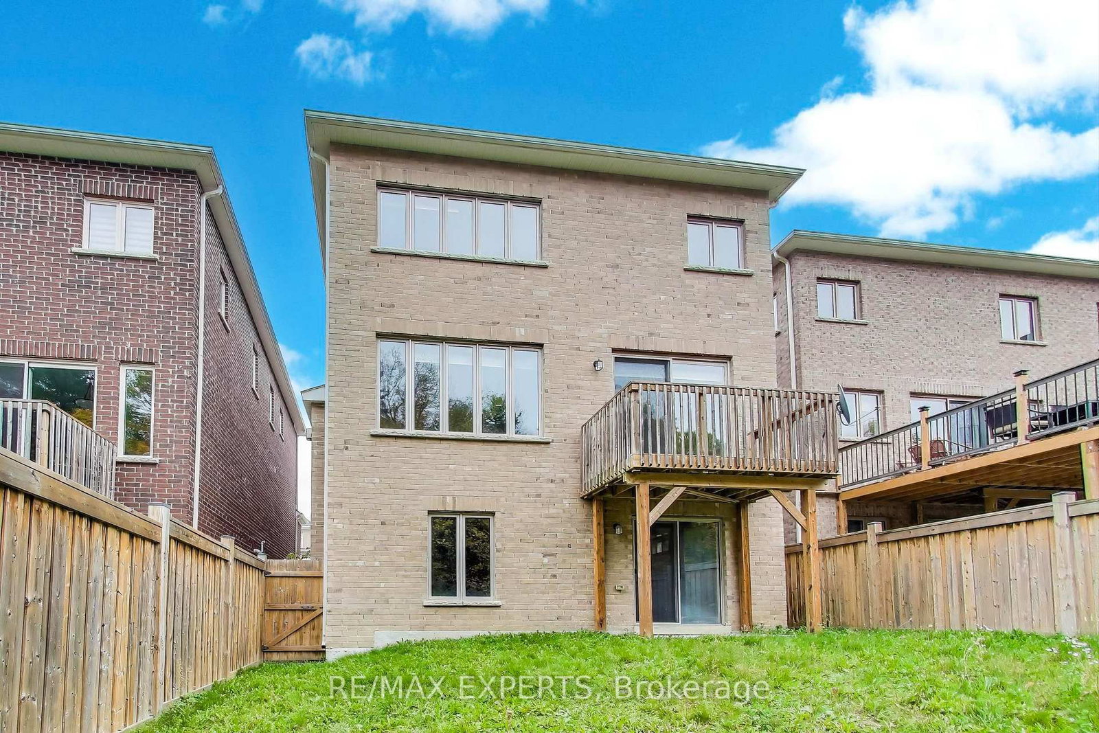 216 Butternut Ridge Trail • Aurora, ON photo 46