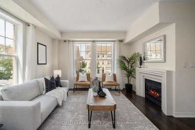73 Cathedral High Street • Markham, ON photo 9