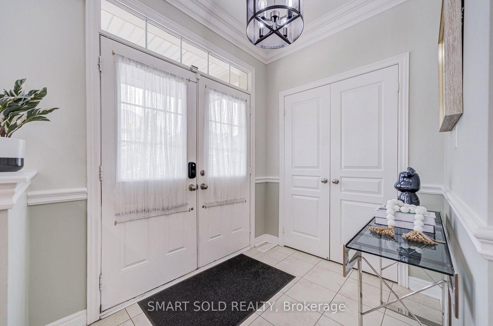 9 Portia Street • Markham, ON photo 3
