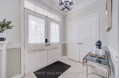 9 Portia Street • Markham, ON photo 3