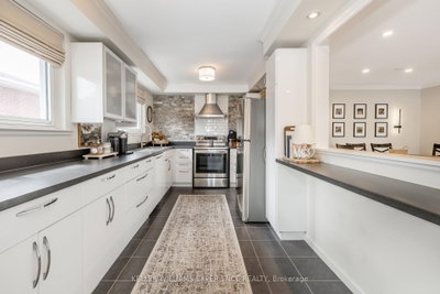 94 Back Street • Bradford West Gwillimbury, ON photo 7