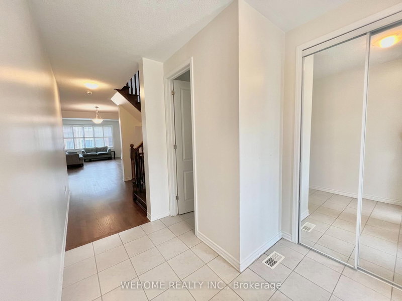 107 Major Crescent