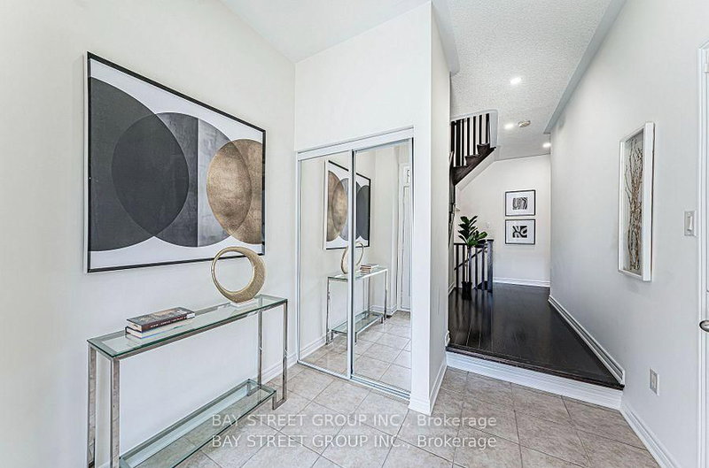 28 Rougeview Park Crescent