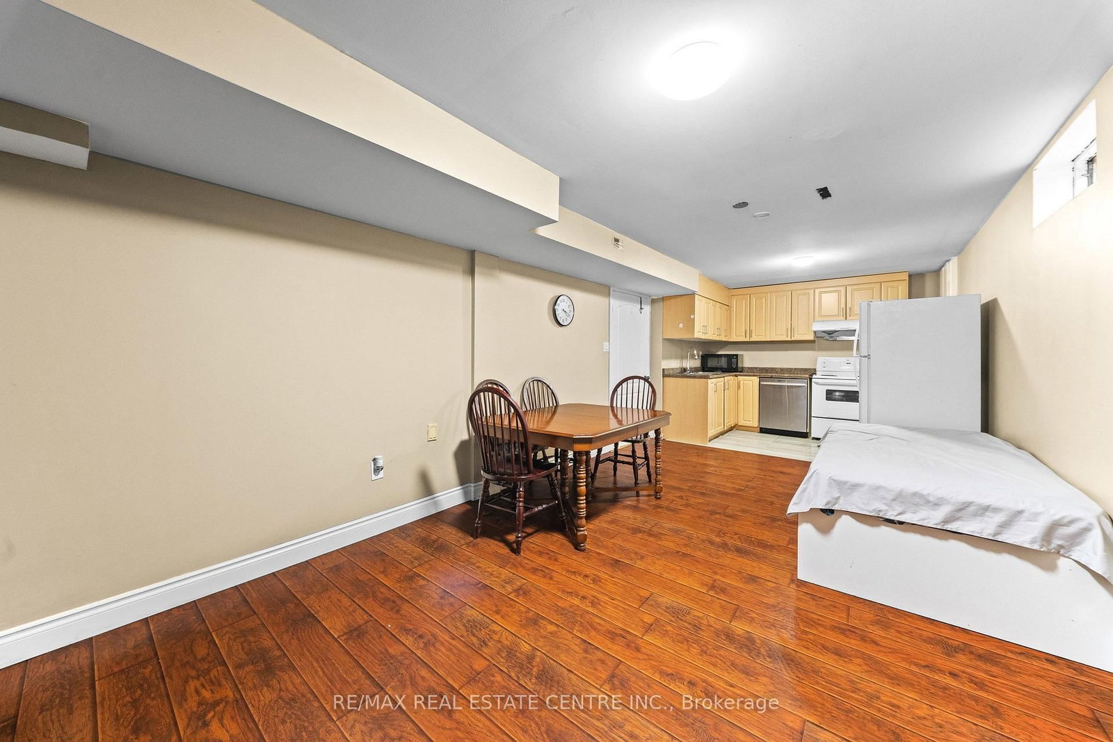 2 Hollyburn Court • Vaughan, ON photo 36