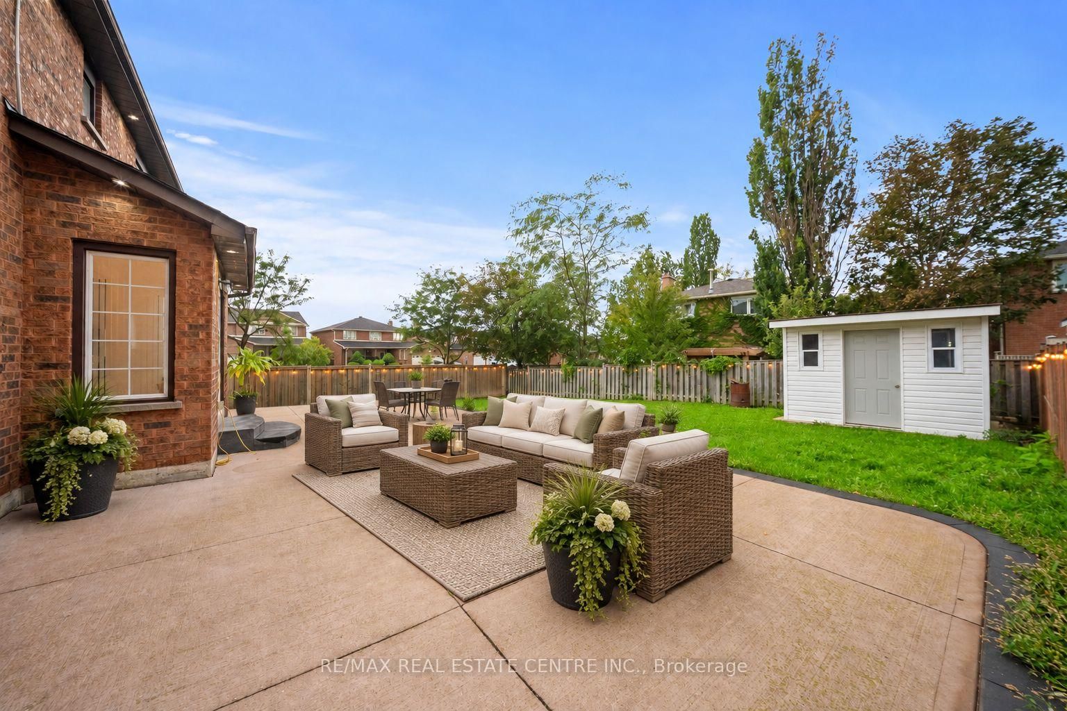 2 Hollyburn Court • Vaughan, ON photo 37