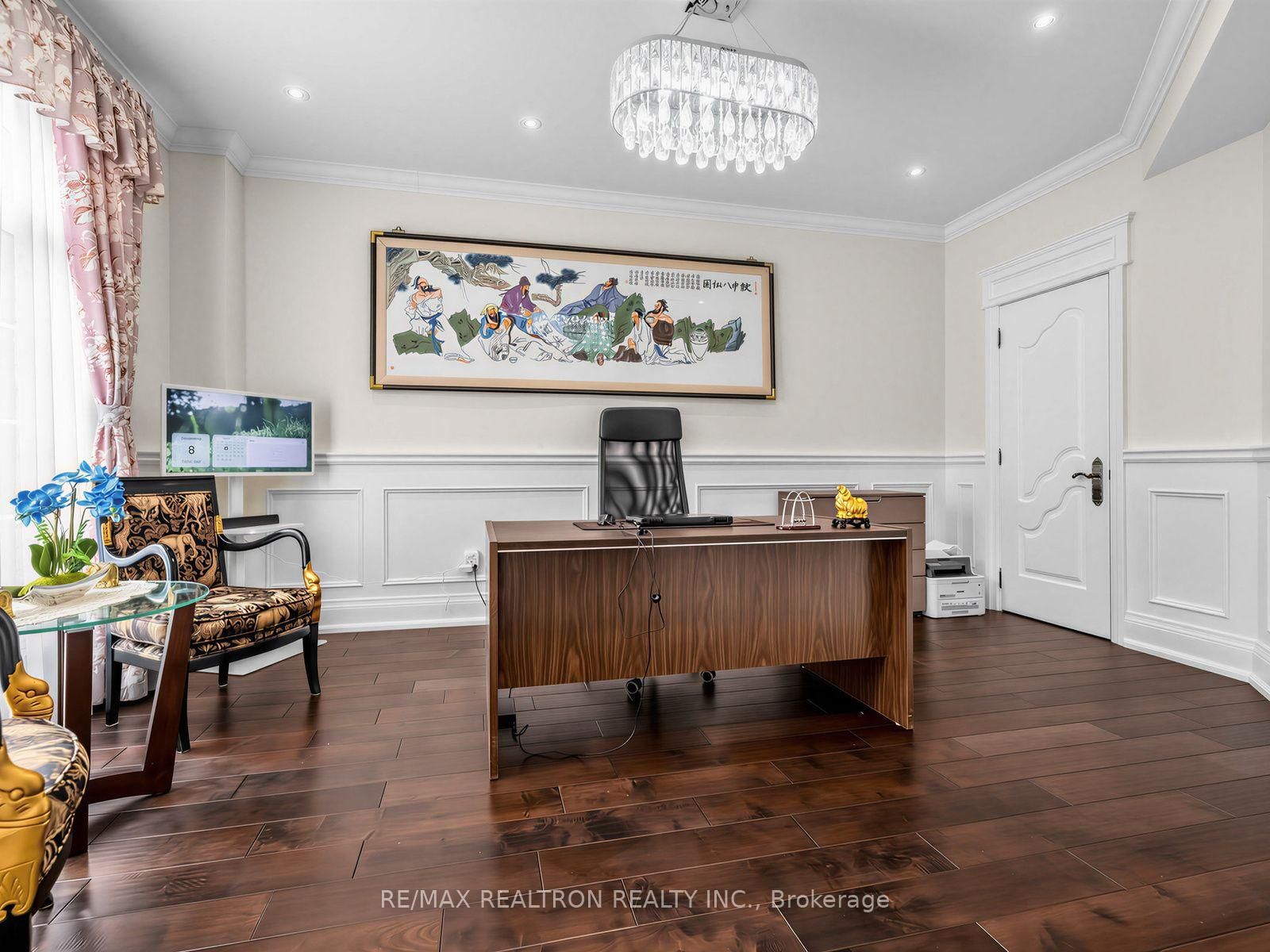 12 Anglin Drive • Richmond Hill, ON photo 3