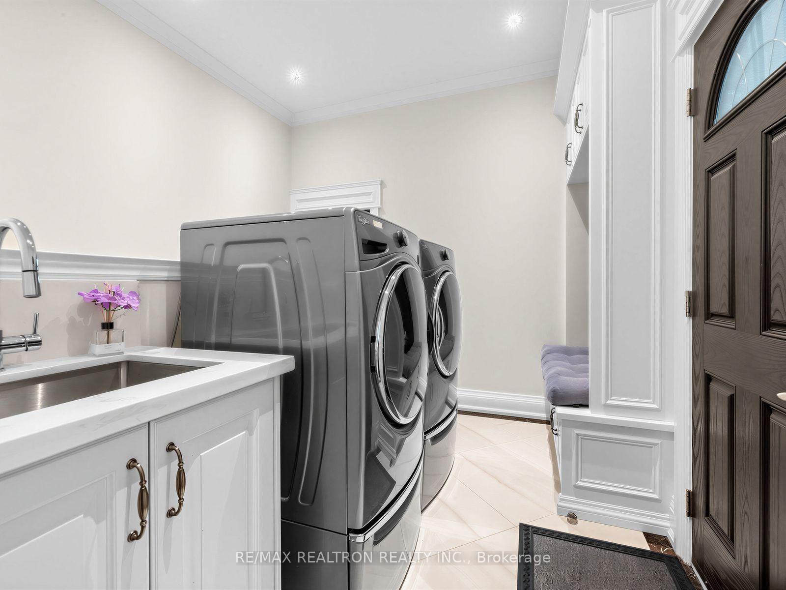 12 Anglin Drive • Richmond Hill, ON photo 37