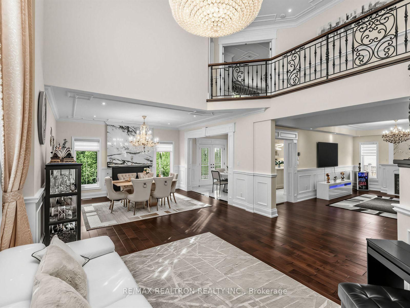 12 Anglin Drive • Richmond Hill, ON photo 8