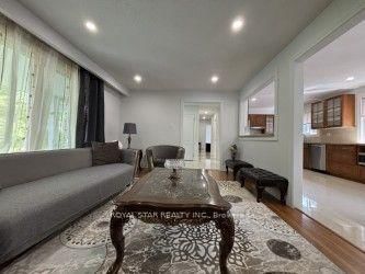 29 Westwood Lane • Richmond Hill, ON photo 12