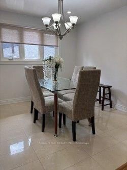 29 Westwood Lane • Richmond Hill, ON photo 8