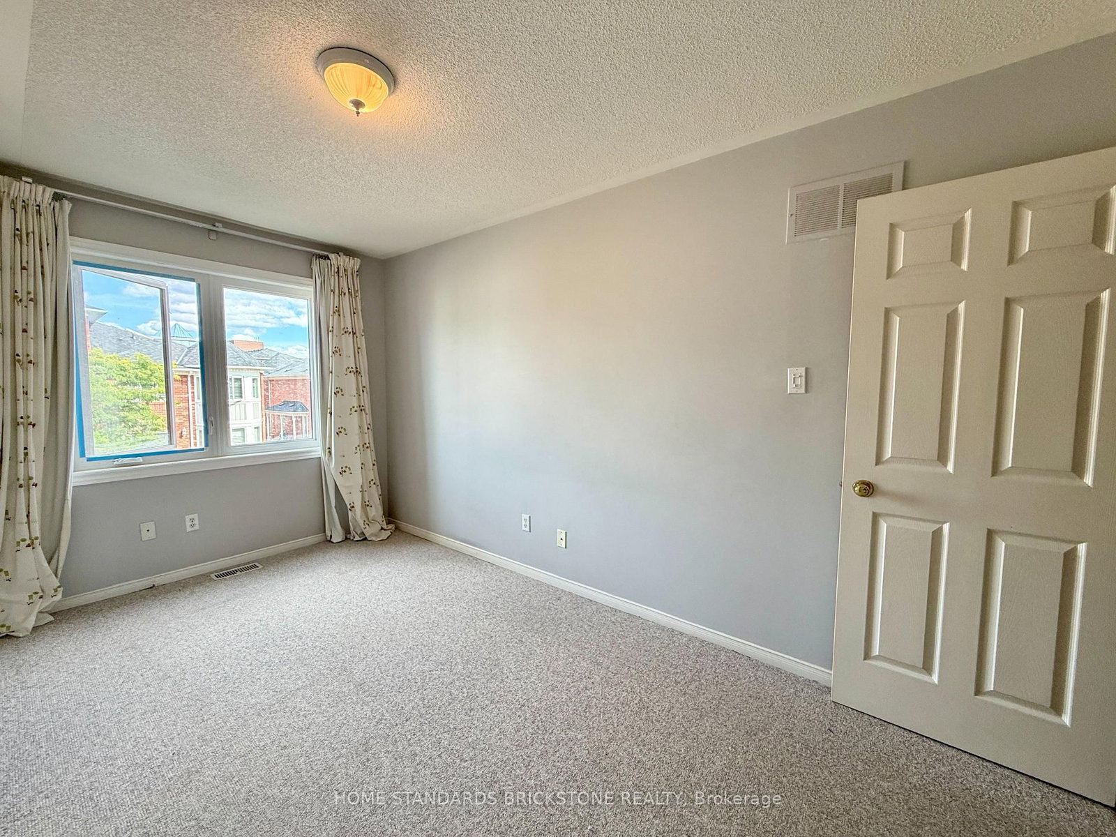 169-18 Clark Ave, Vaughan, view 14