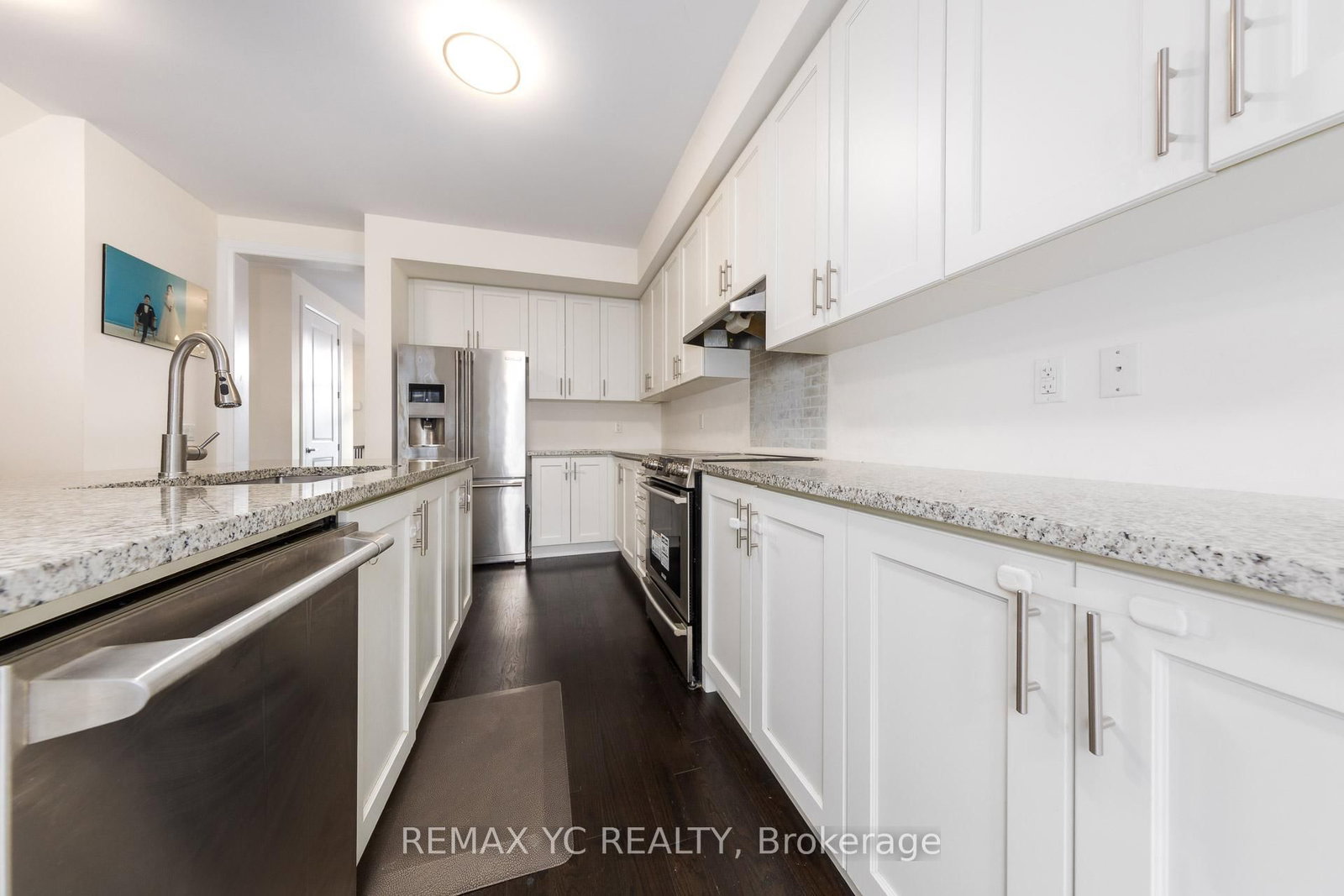 33 Duncombe Lane • Richmond Hill, ON photo 12