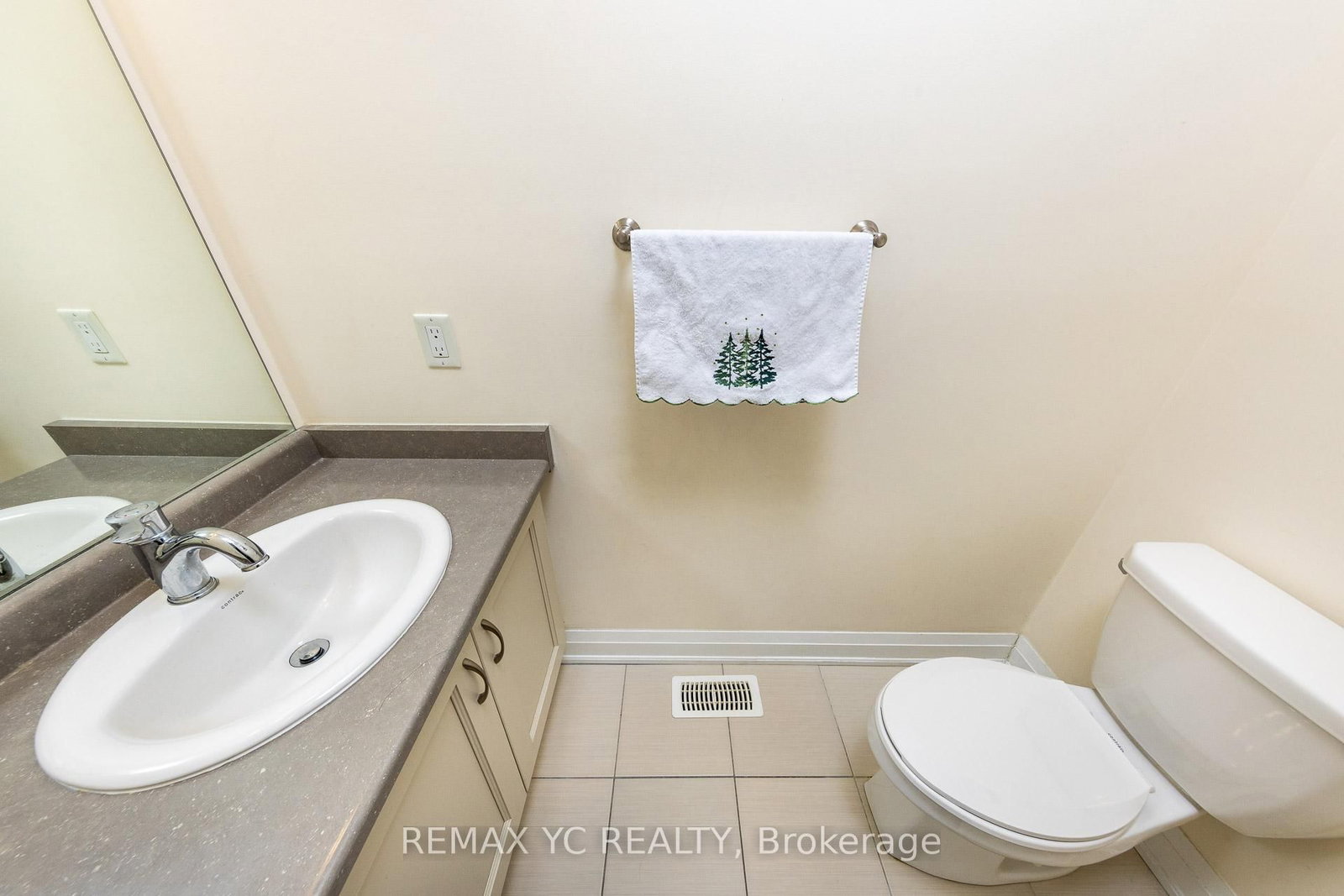 33 Duncombe Lane • Richmond Hill, ON photo 20