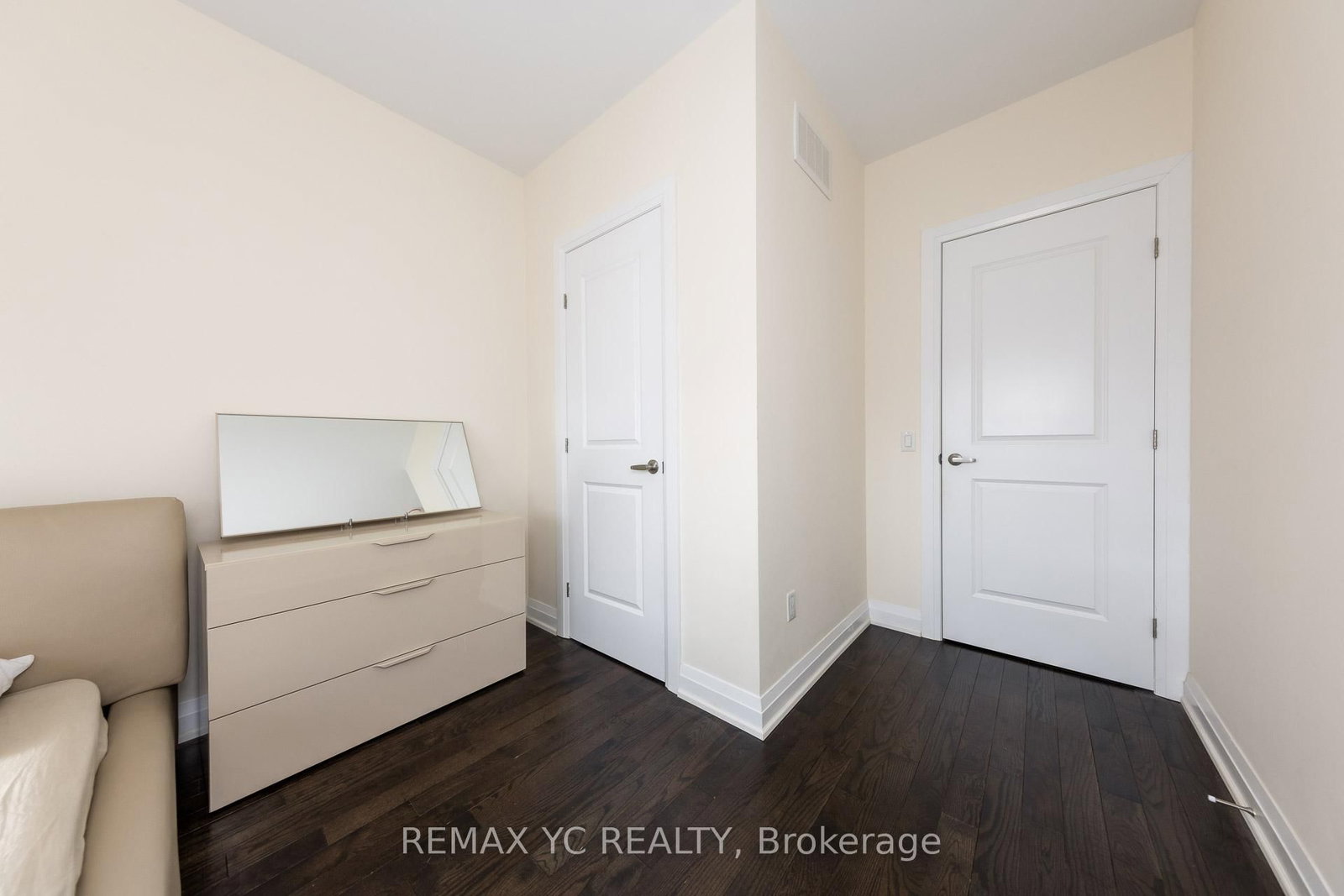 33 Duncombe Lane • Richmond Hill, ON photo 32