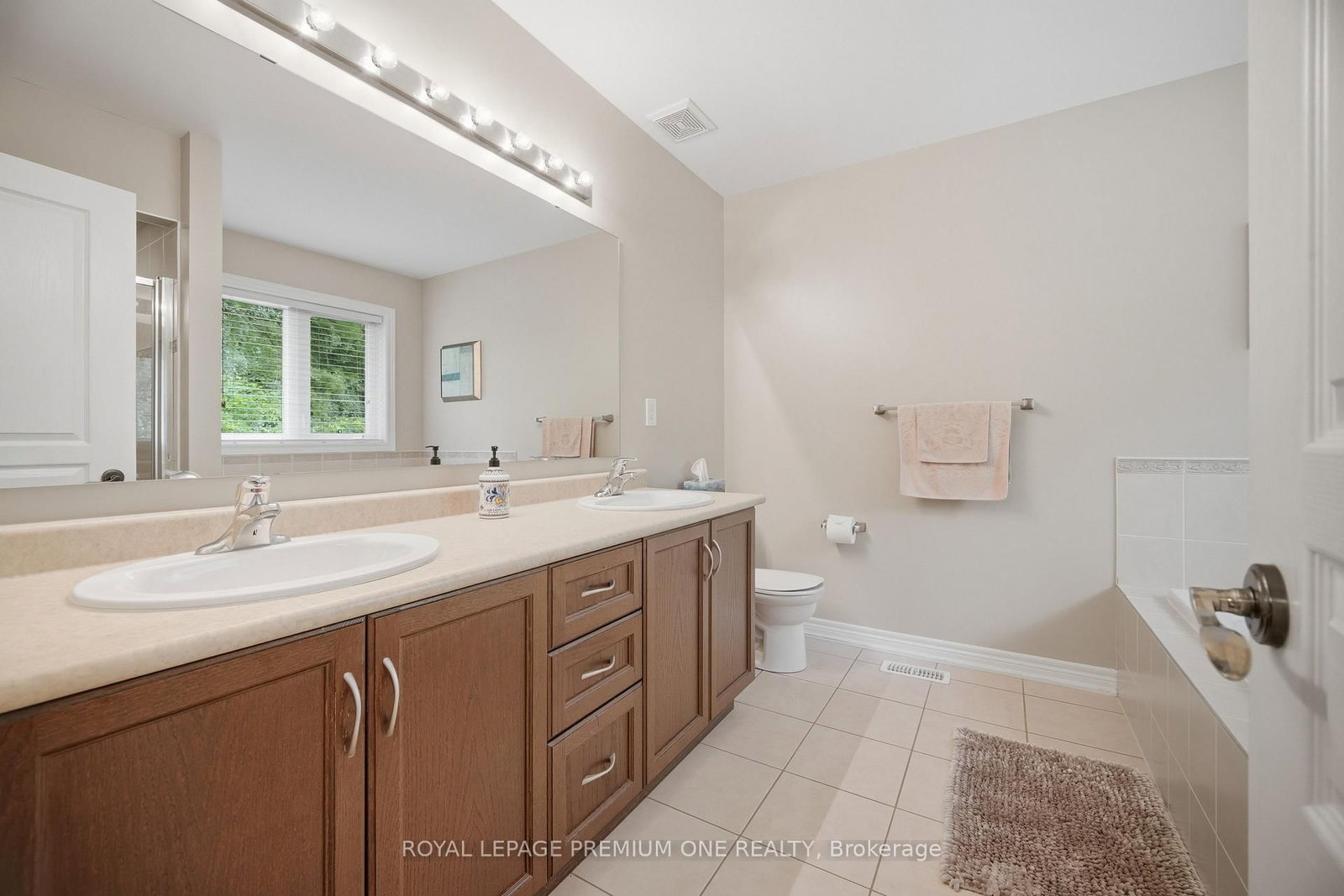 114 Bellini Avenue • Vaughan, ON photo 25