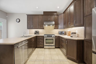114 Bellini Avenue • Vaughan, ON photo 8