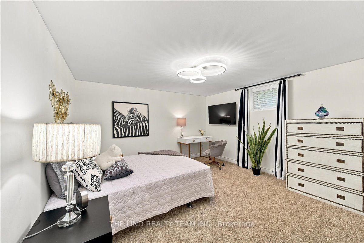 109 Willis Drive • Aurora, ON photo 33