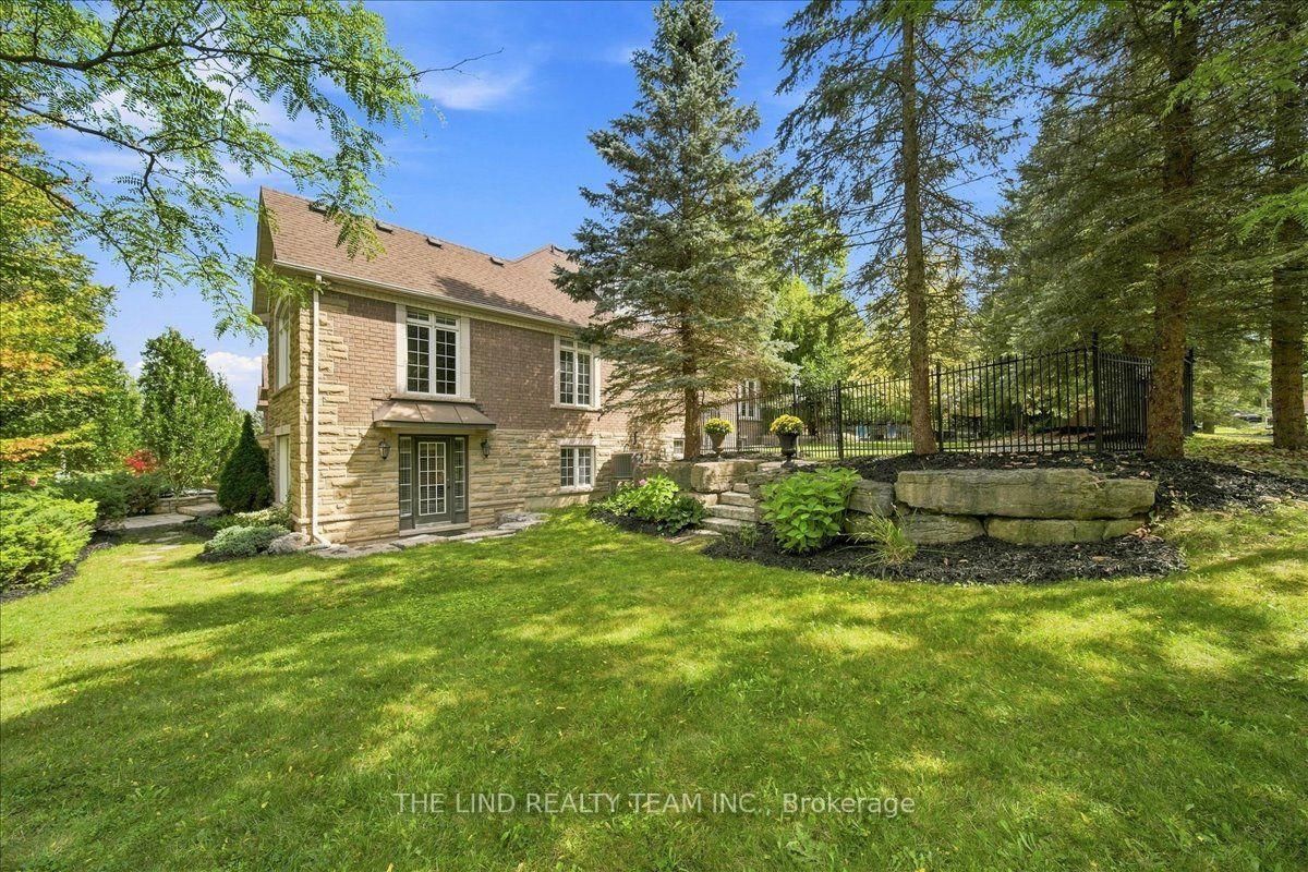 109 Willis Drive • Aurora, ON photo 35