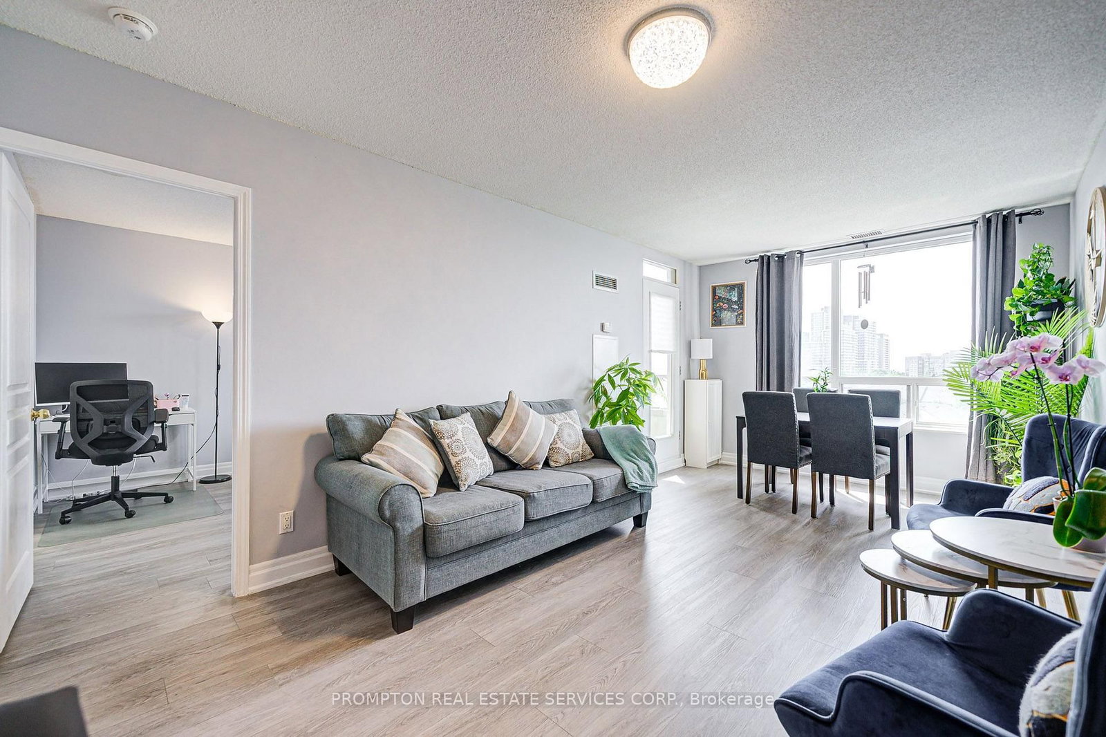 19 Northern Heights Drive • #PH09 • Richmond Hill, ON photo 4