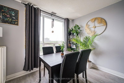 19 Northern Heights Drive • #PH09 • Richmond Hill, ON photo 5