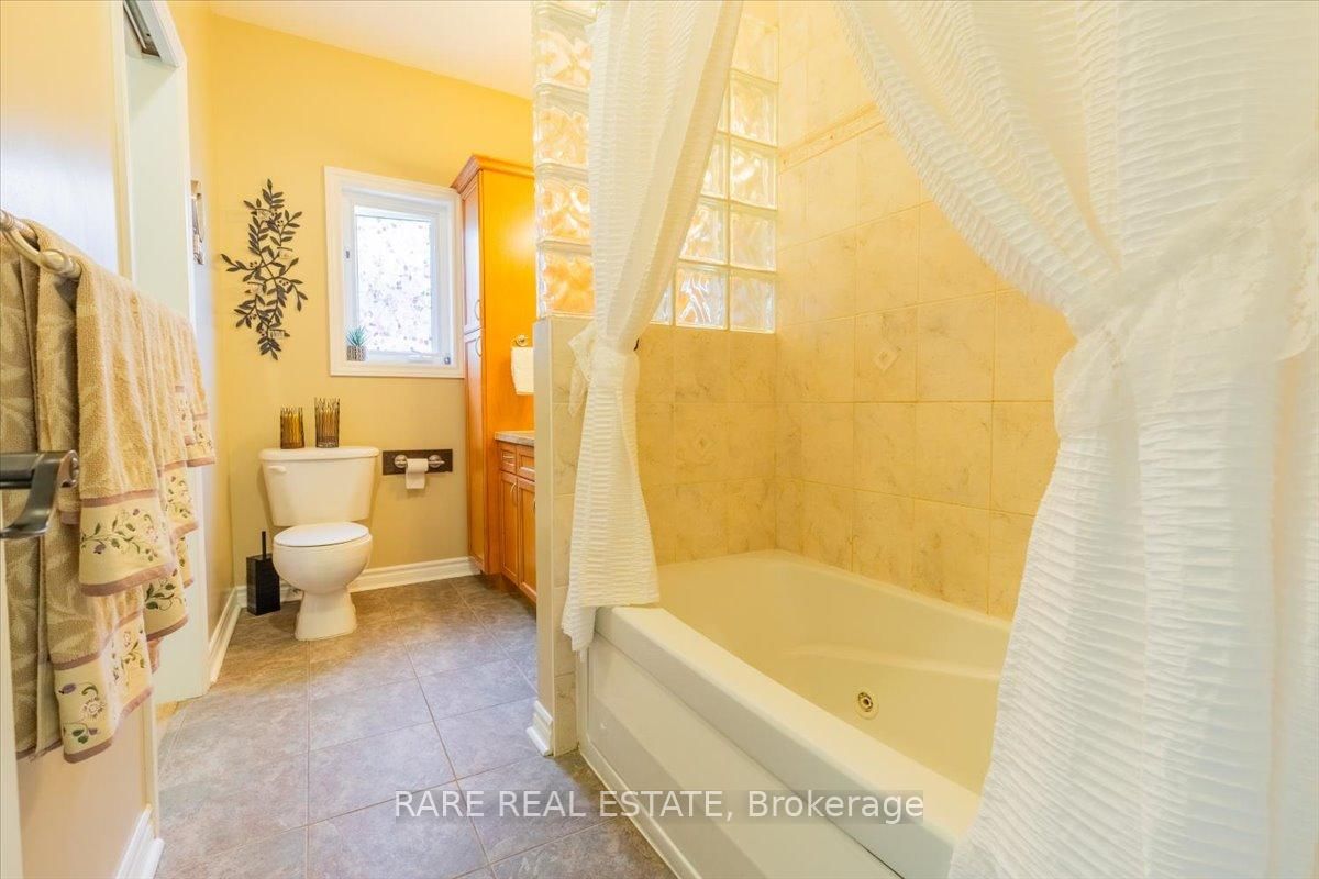 3618 Linda Street • Innisfil, ON photo 10