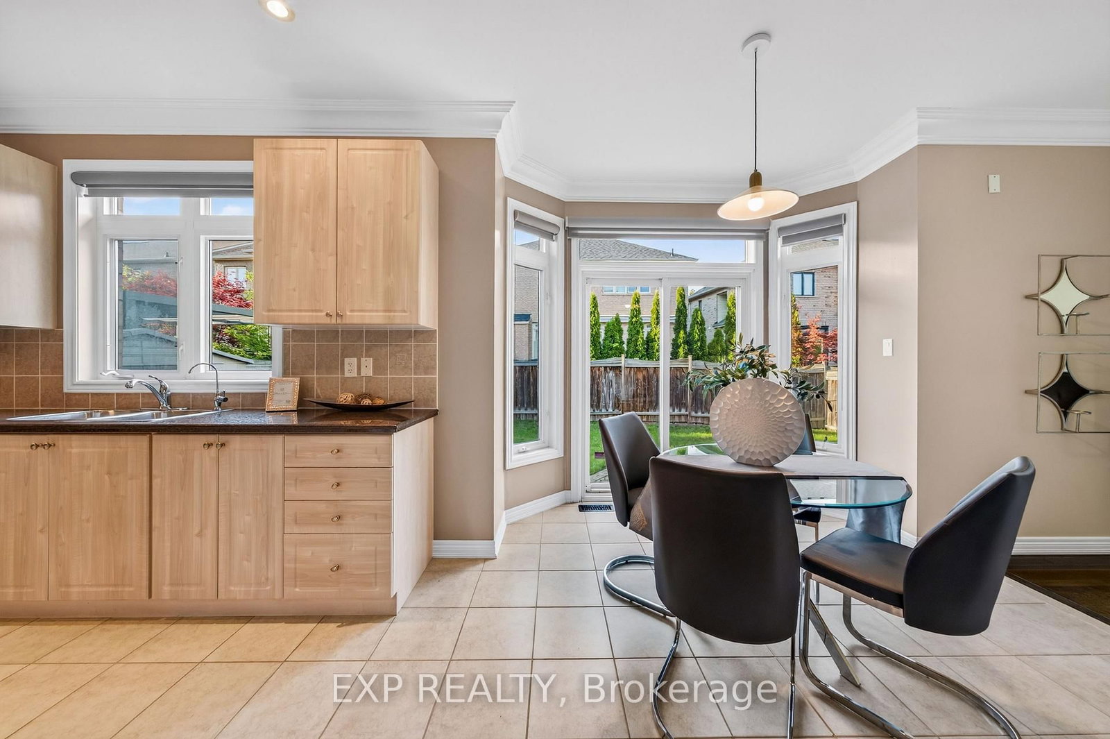 456 Summeridge Drive • Vaughan, ON photo 9