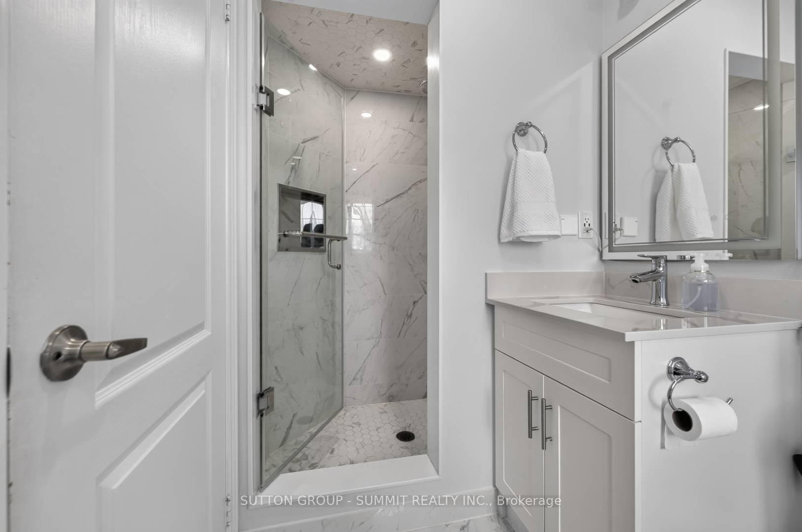187 Kirkvalley Crescent • Aurora, ON photo 24