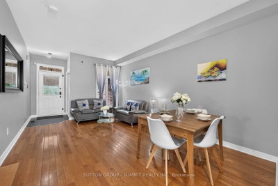 187 Kirkvalley Crescent • Aurora, ON photo 9