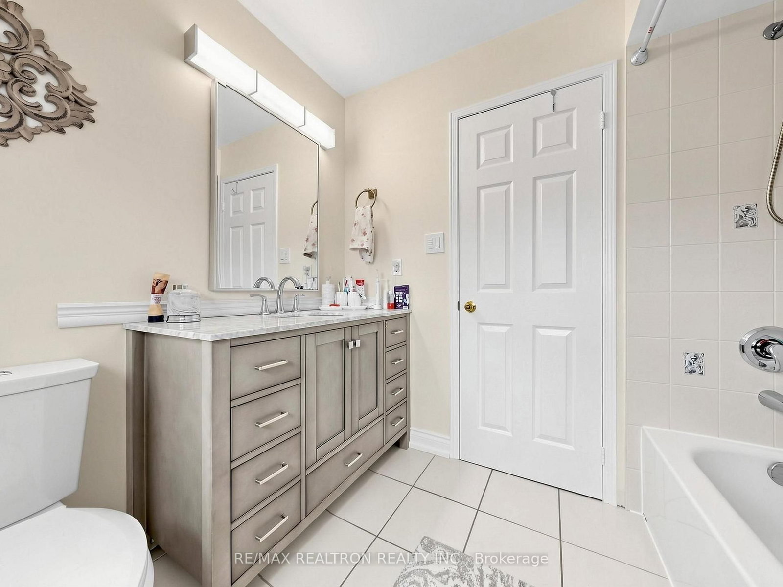 3 Lisa Brown Court • Richmond Hill, ON photo 36
