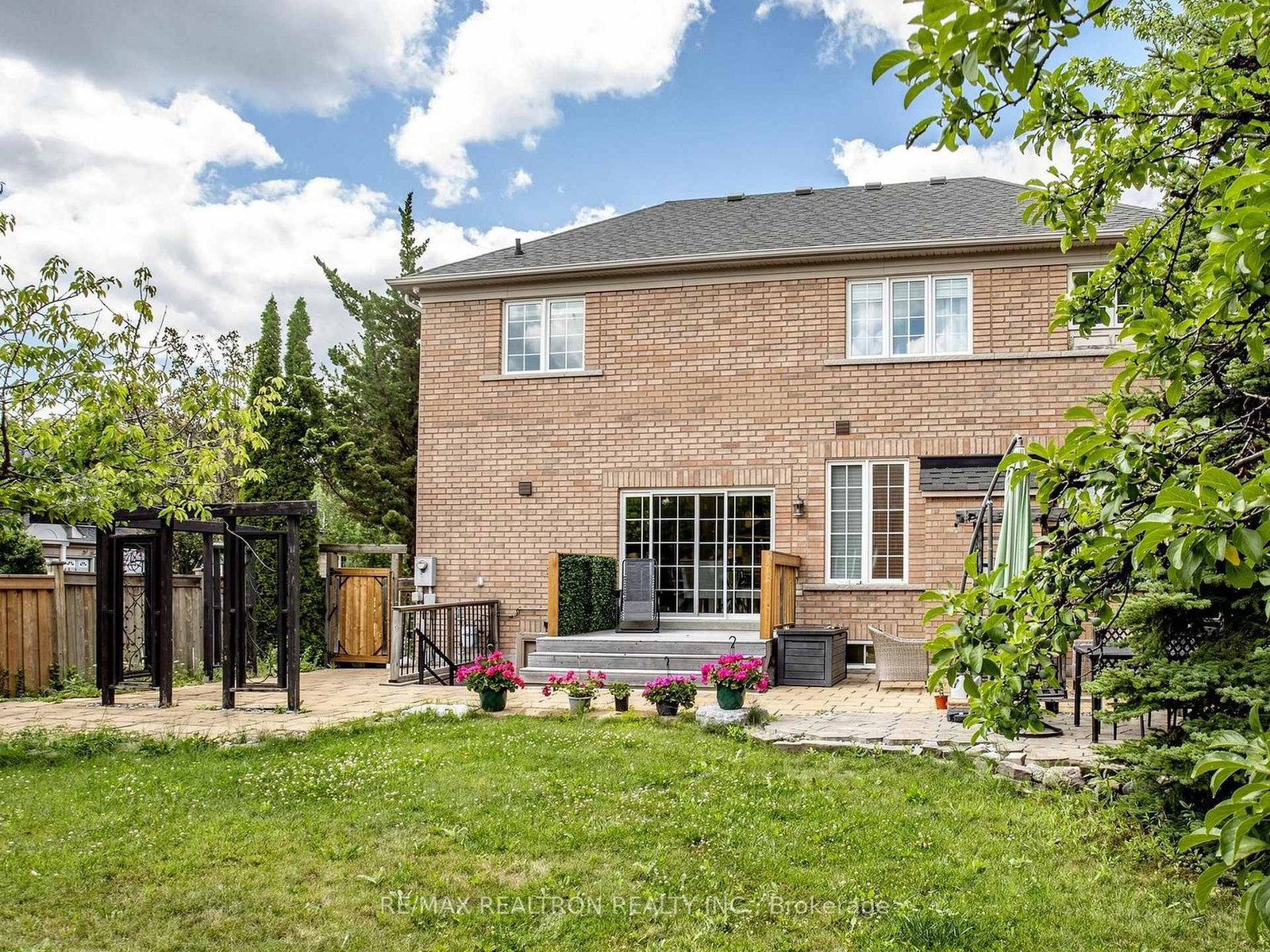 3 Lisa Brown Court • Richmond Hill, ON photo 44
