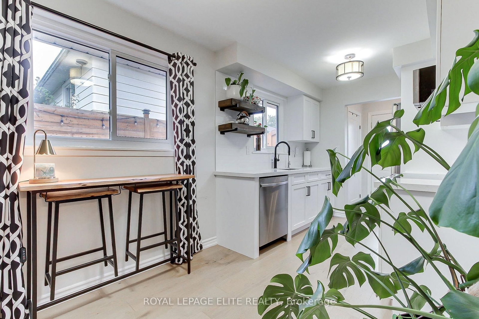 13 Alphonsus Court • New Tecumseth, ON photo 17