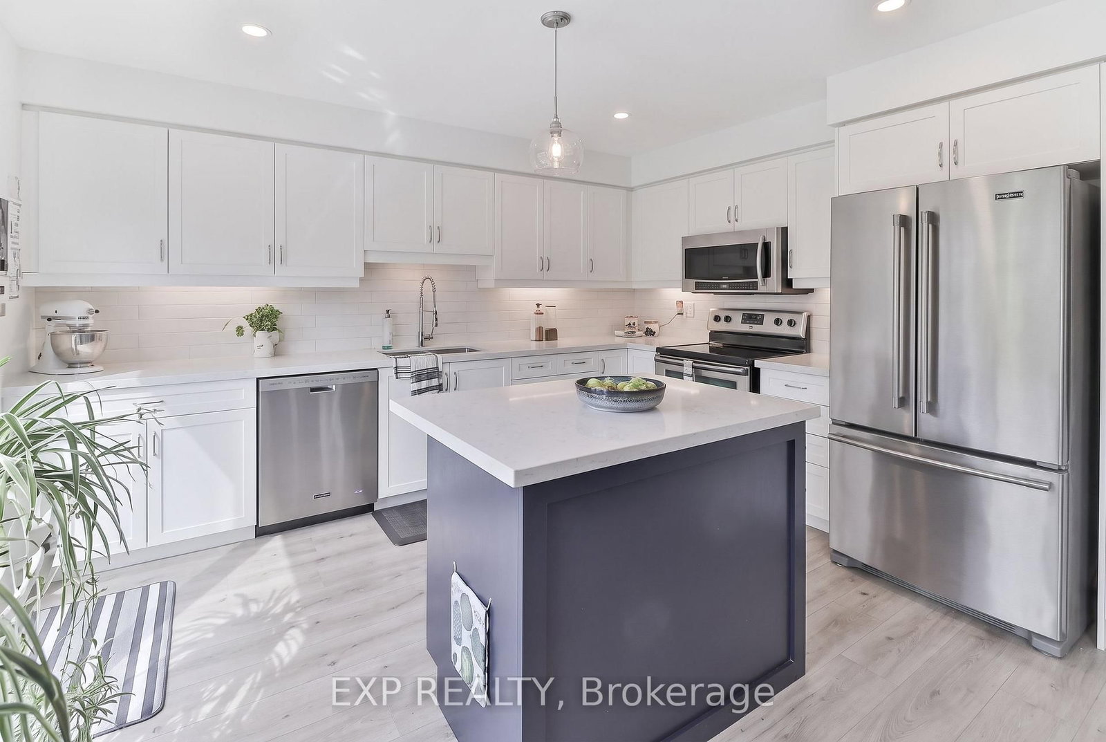 199 Shephard Avenue • New Tecumseth, ON photo 16