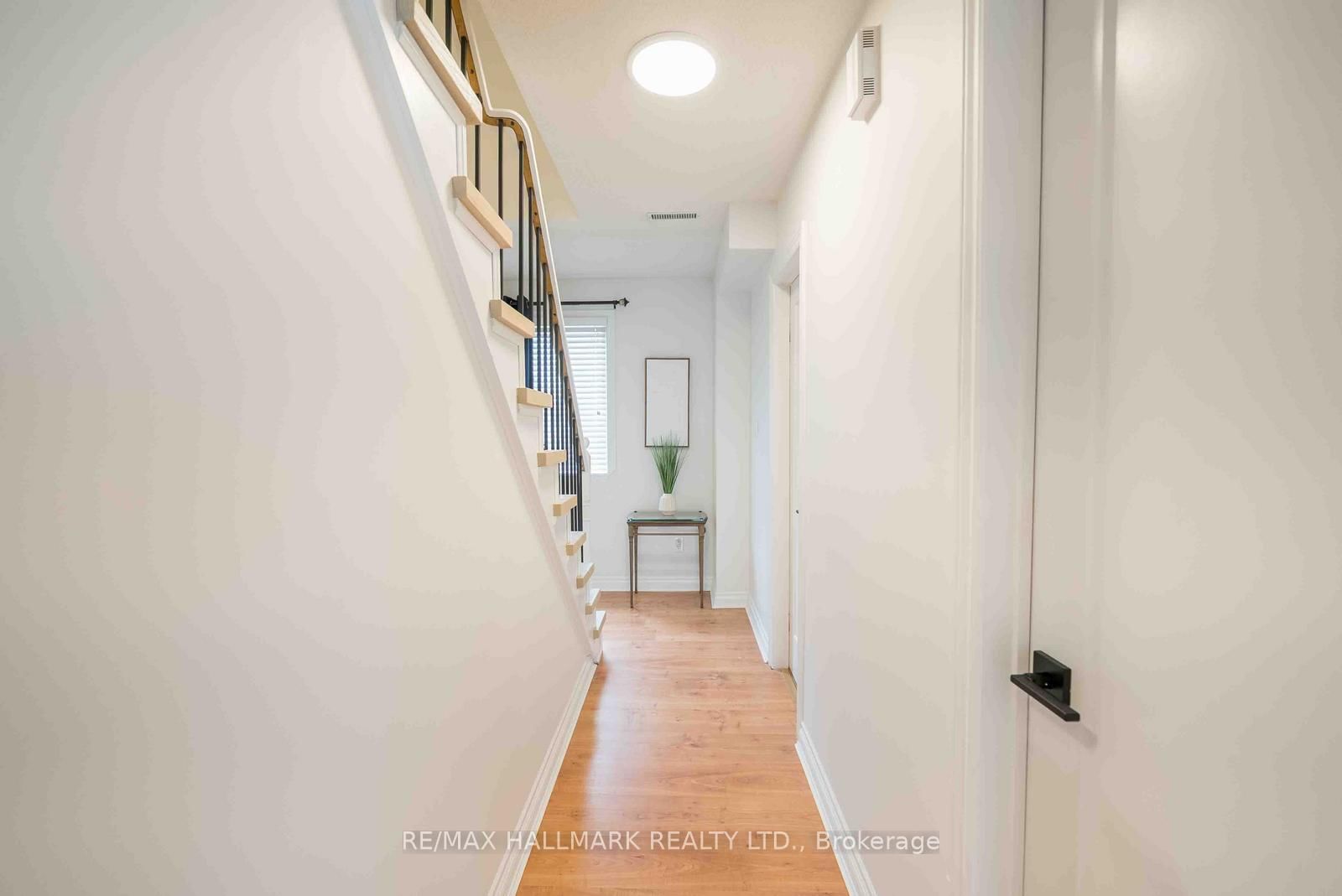 12439 Ninth Line • #209 • Whitchurch-Stouffville, ON photo 13