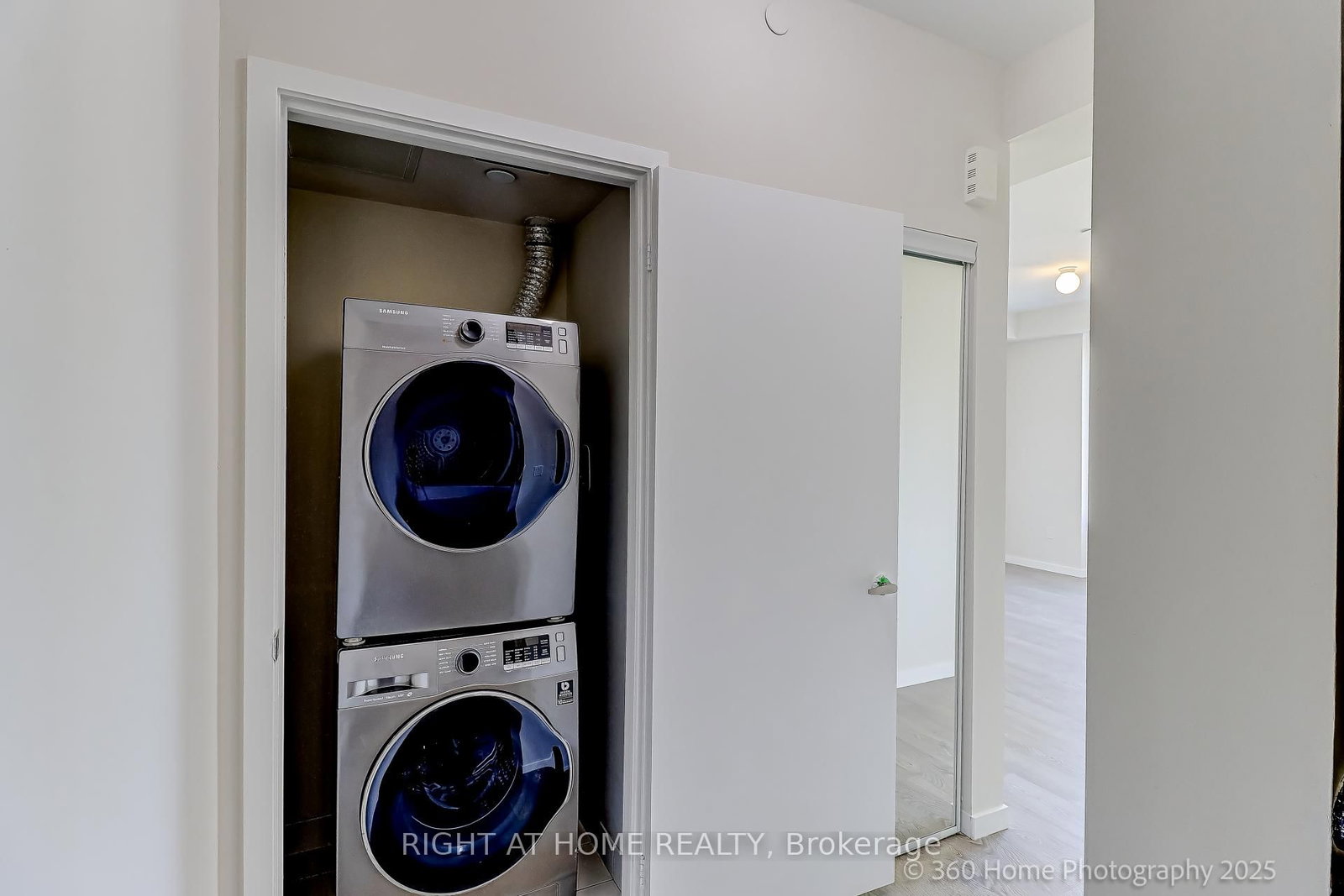 200 Alex Gardner Circle • #28 • Aurora, ON photo 12