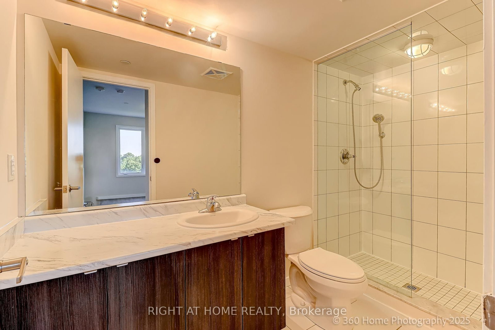 200 Alex Gardner Circle • #28 • Aurora, ON photo 15