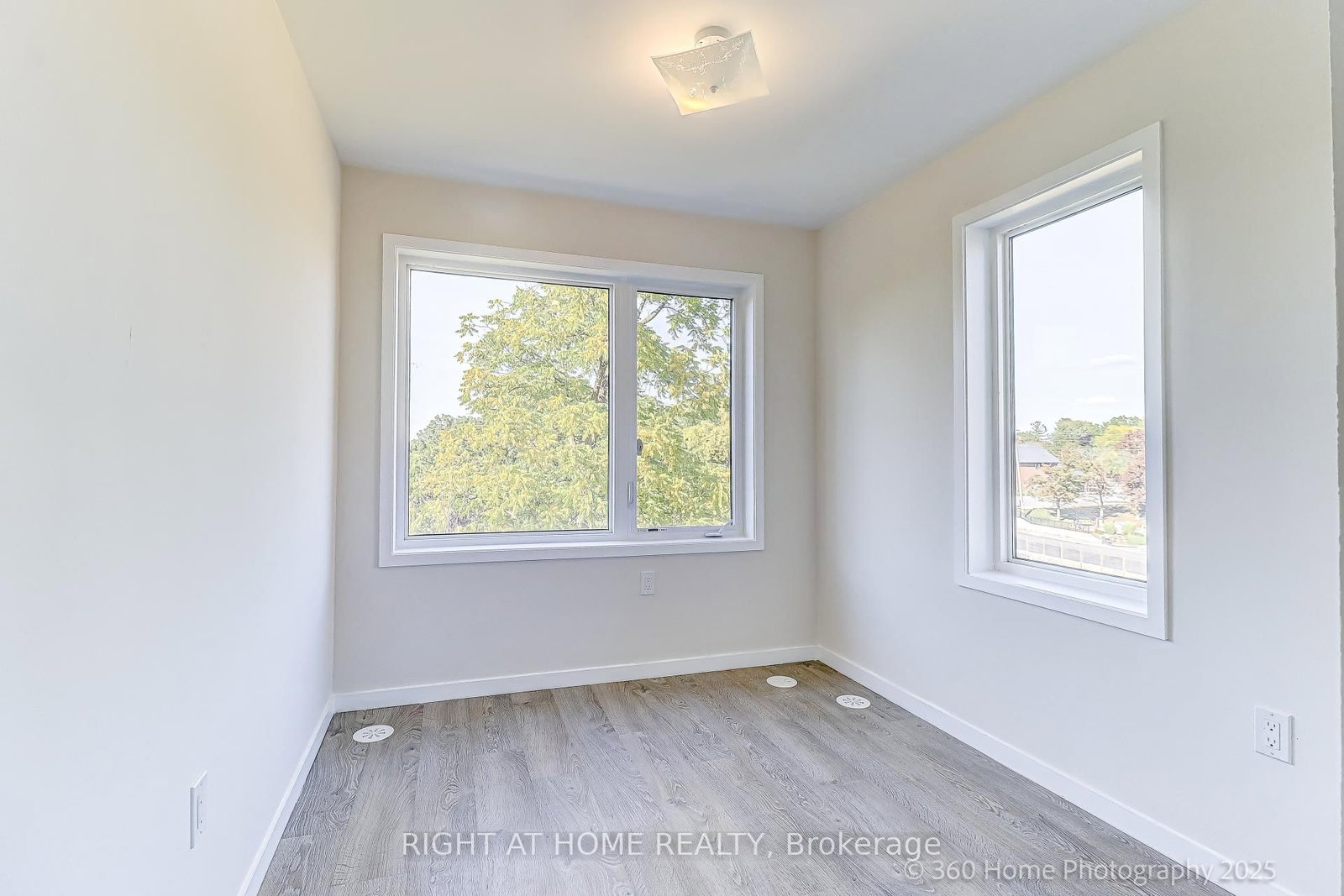 200 Alex Gardner Circle • #28 • Aurora, ON photo 16