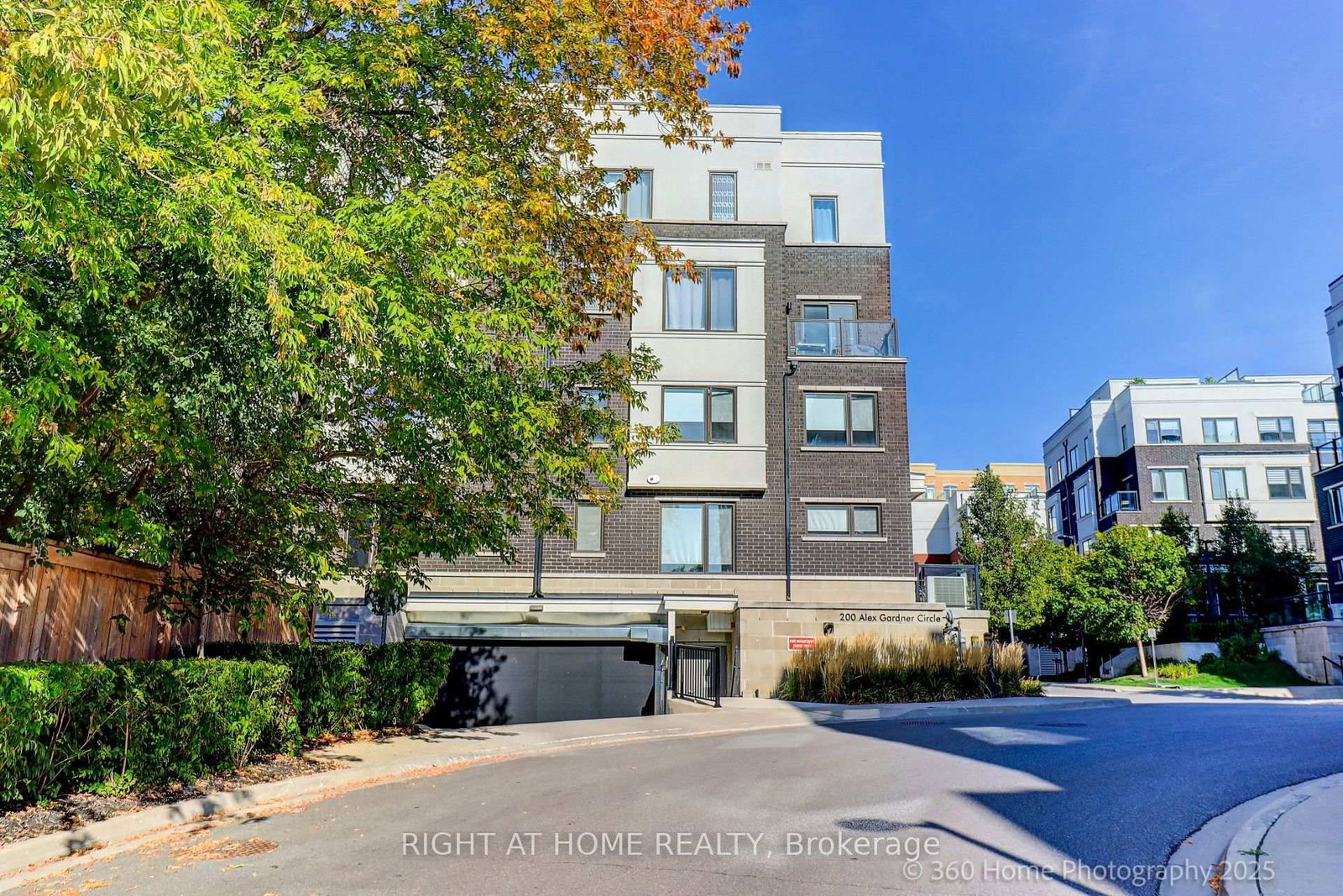 200 Alex Gardner Circle • #28 • Aurora, ON photo 23