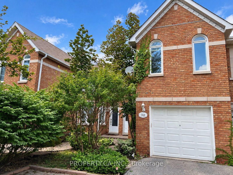 32 Brownstone Circle