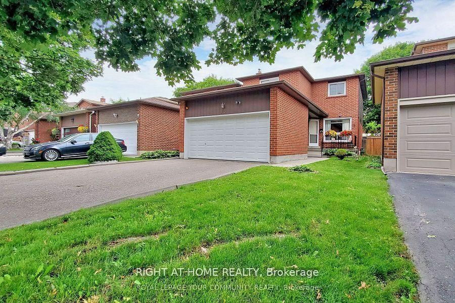 Detached House for lease at 15 Coventry Court, Richmond Hill, Ontario, L4C 8B4 - Crosby - MLS: N13769866