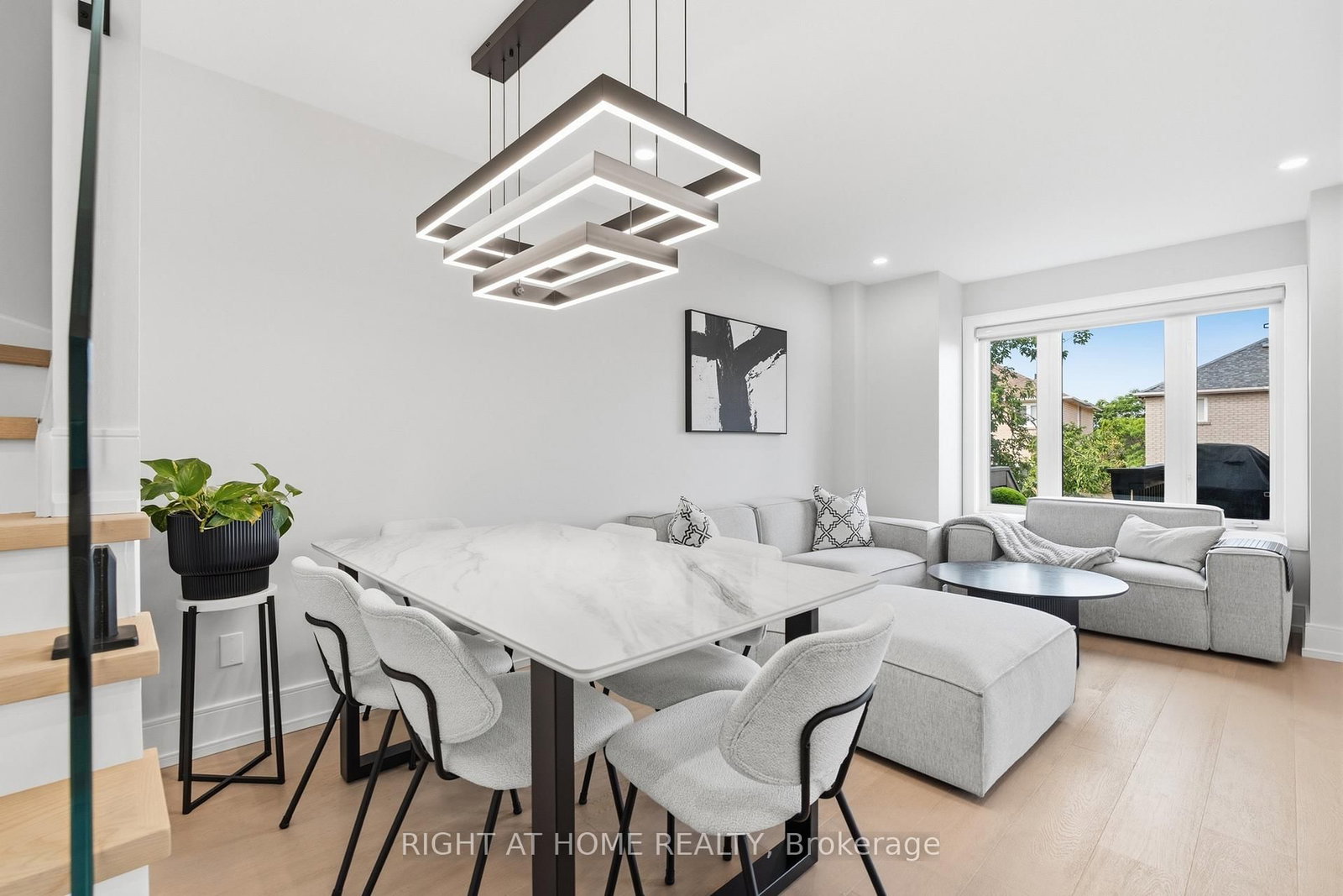 217 Rosanna Crescent • Vaughan, ON photo 15