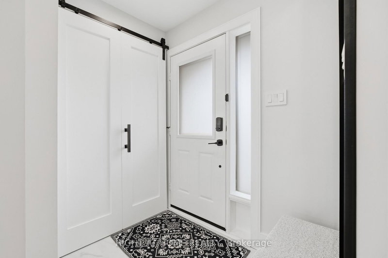 217 Rosanna Crescent