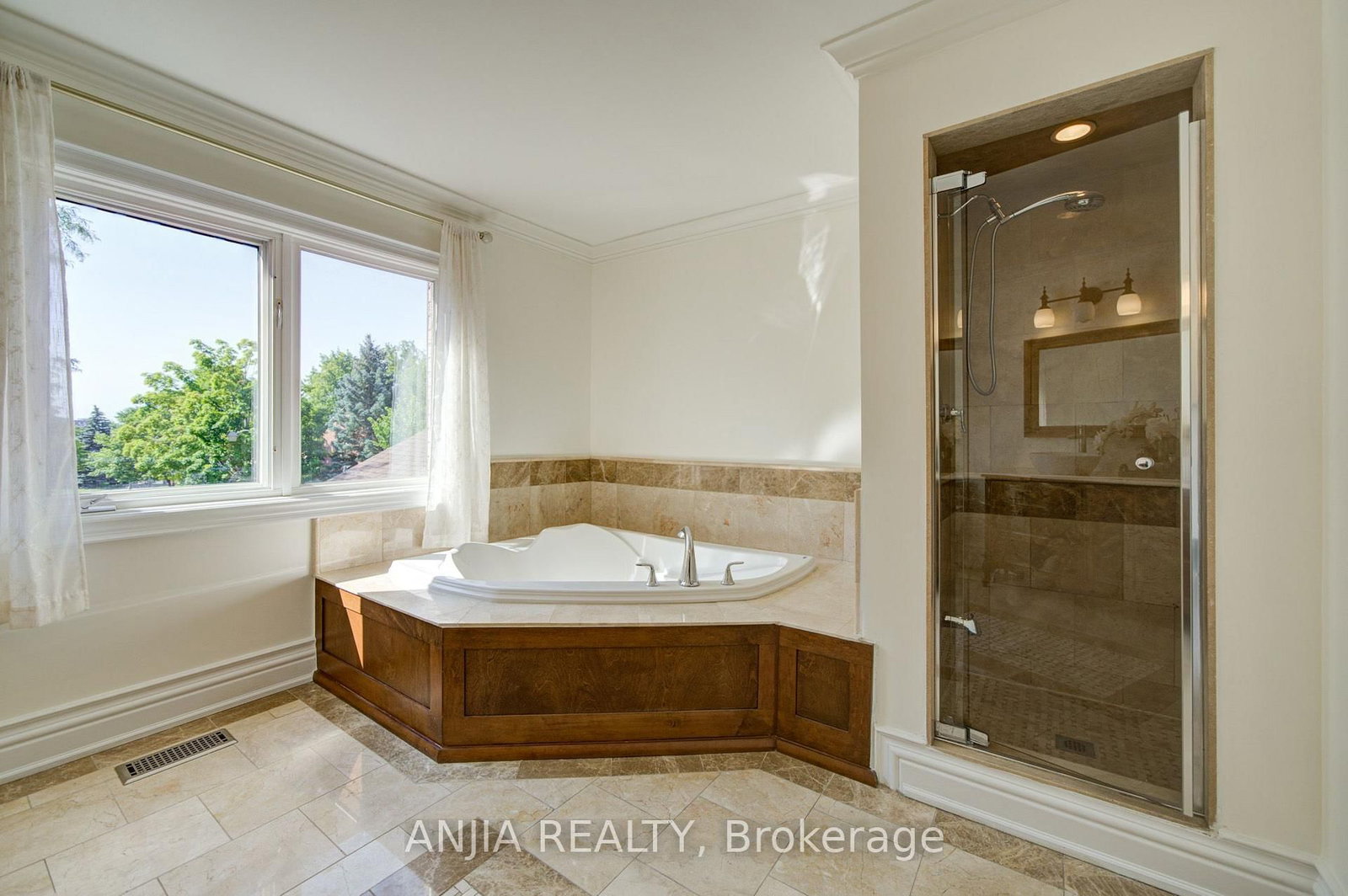 8 Calderbridge Crescent • Markham, ON photo 34