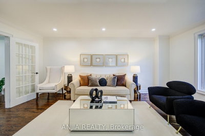 8 Calderbridge Crescent • Markham, ON photo 8