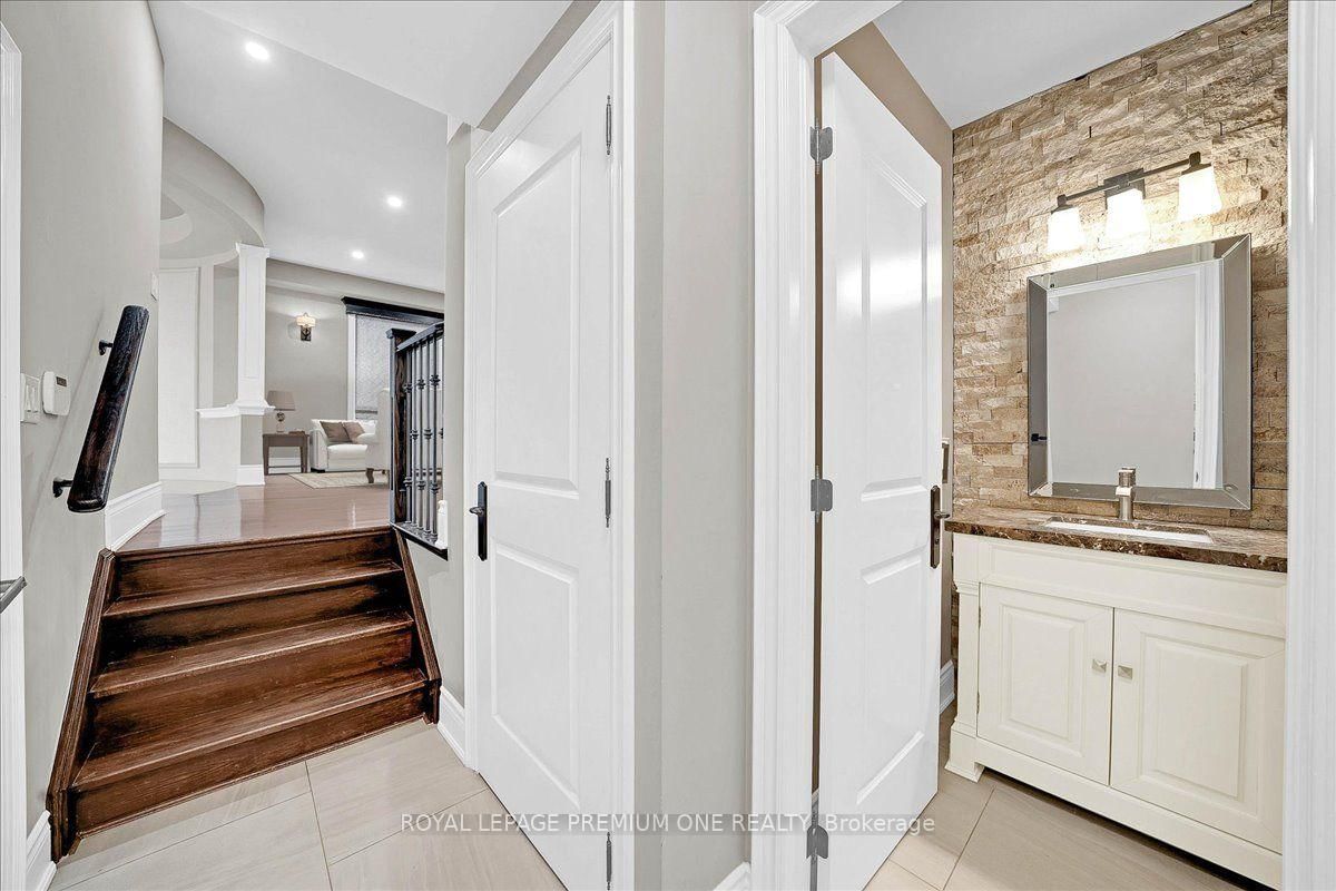 67 Stanton Avenue • Vaughan, ON photo 8